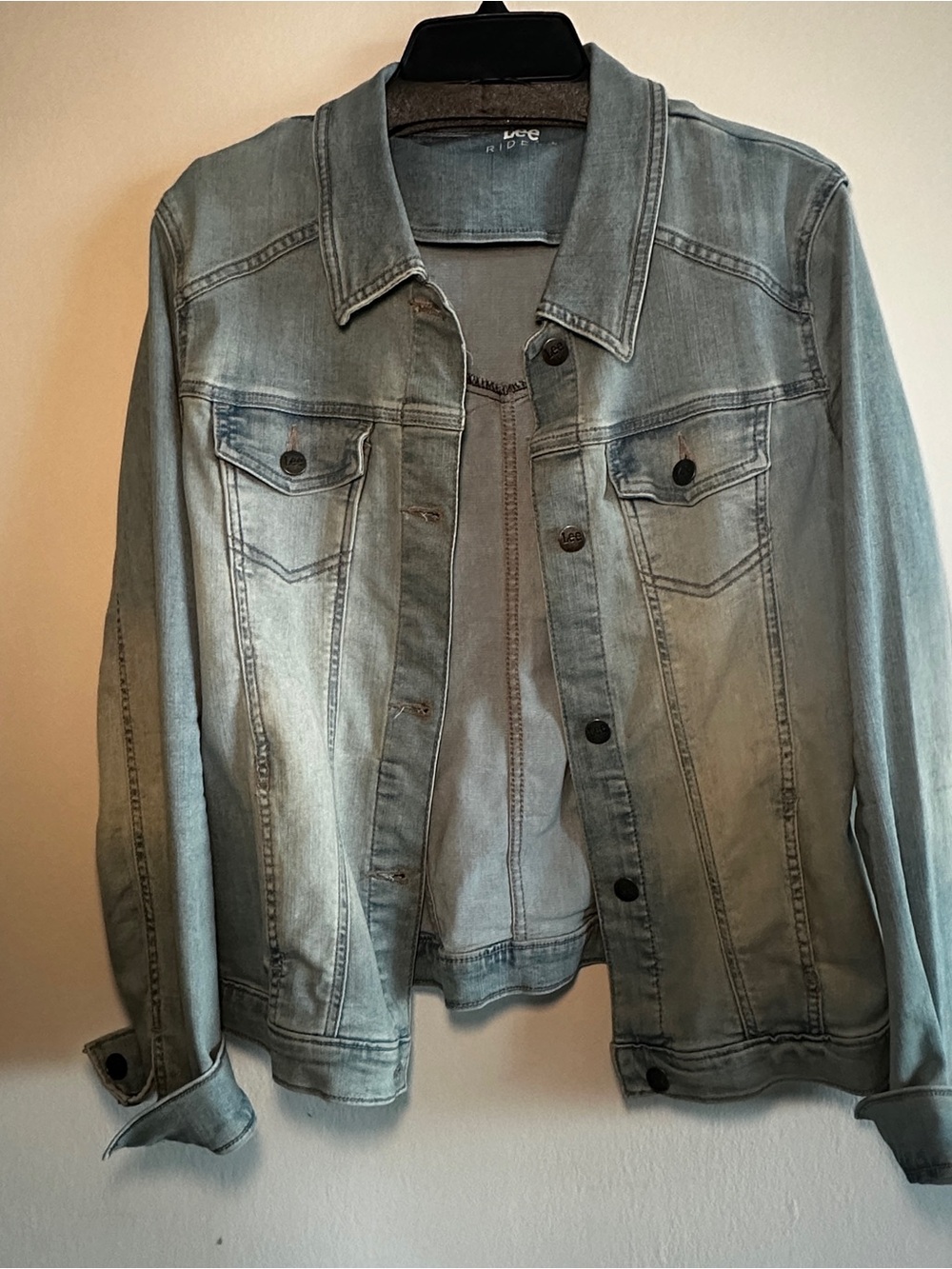 Lee Rider Light Wash Stretch Denim Jacket Women’s Jean Jacket